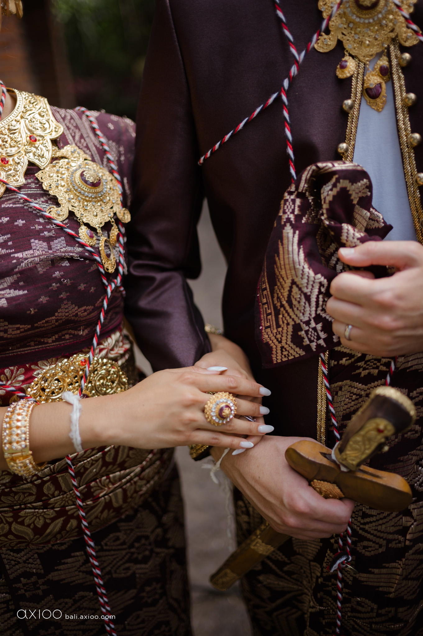 Axioo: In the Spur of the Moment